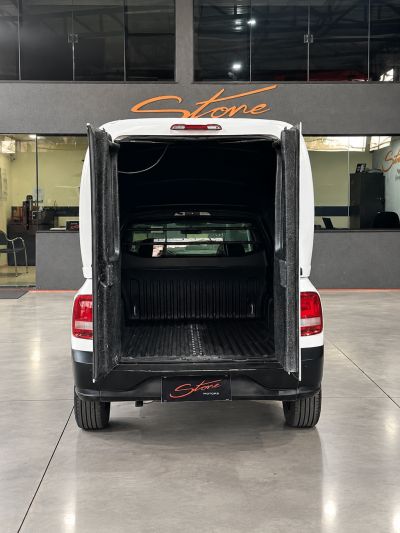 VOLKSWAGEN Saveiro Sportline 1.6 2023 - miniatura 7