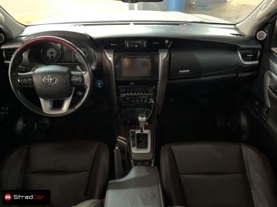 TOYOTA Hilux SW4 SRX D4-D 2.8TDi 16v 4x4 2017 - miniatura 11