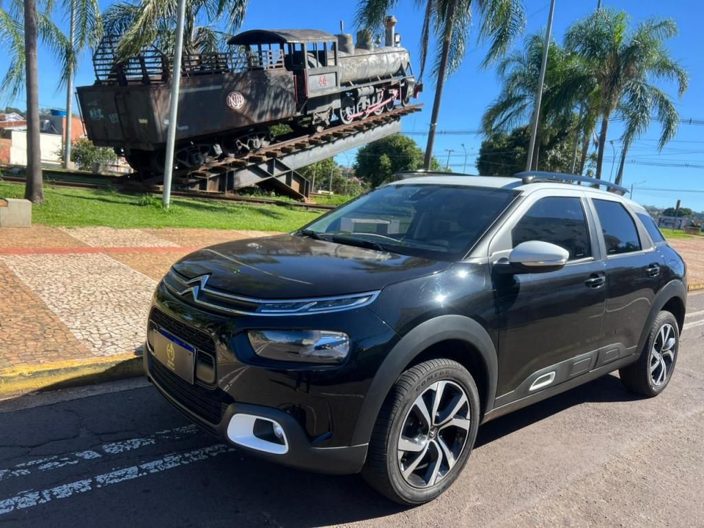 Vista principal de CITROEN C4 Cactus Shine Pack 1.6 16v THP 2021