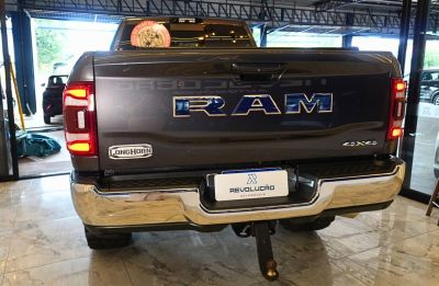 RAM 3500 Limited Edition Longhorn 6.7TDi 24v 4X4 C.D. 2024 - miniatura 5