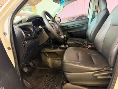 TOYOTA Hilux 2.8D 4X4 C.D. 2019 - miniatura 8