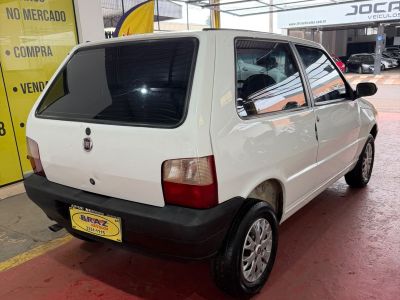 FIAT Uno Mille Celebration 1.0 Fire 2p. 2010 - miniatura 4