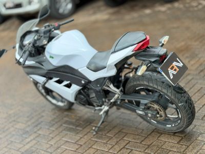 KAWASAKI Ninja 300 2015 - miniatura 6