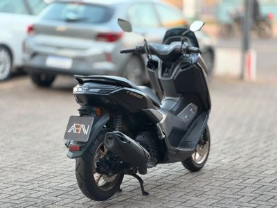 YAMAHA NMax Connected 160 2025 - miniatura 3