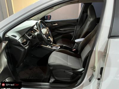 CHEVROLET Onix Sedan Plus LTZ 1.0T 12v 2023 - miniatura 9