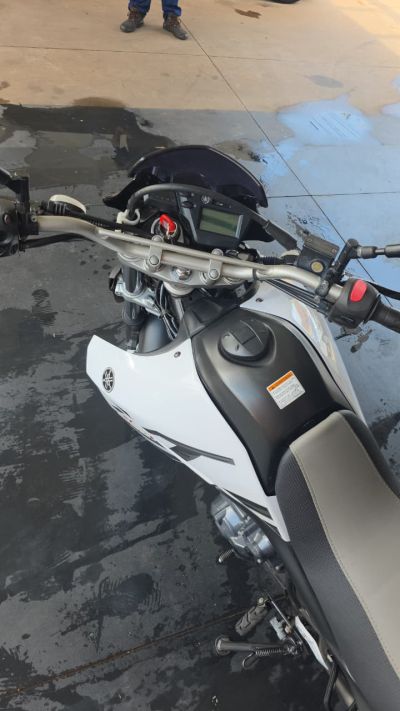 YAMAHA XT 600 E 2017 - miniatura 4