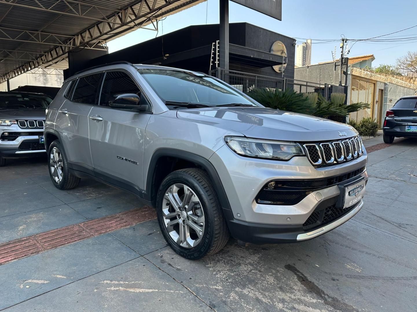 Vista principal de JEEP Compass Longitude 1.3 16v T270 2023