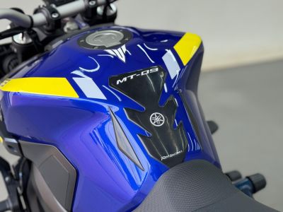 YAMAHA MT -09 850 2024 - miniatura 4