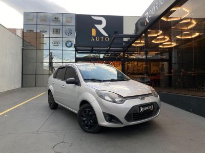 FORD Fiesta Sedan SE 1.0 2014