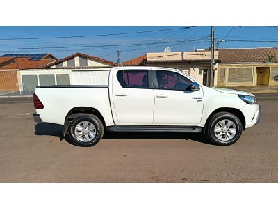 TOYOTA Hilux SRV 2.7 16v 4x4 C.D. 2018 - miniatura 4