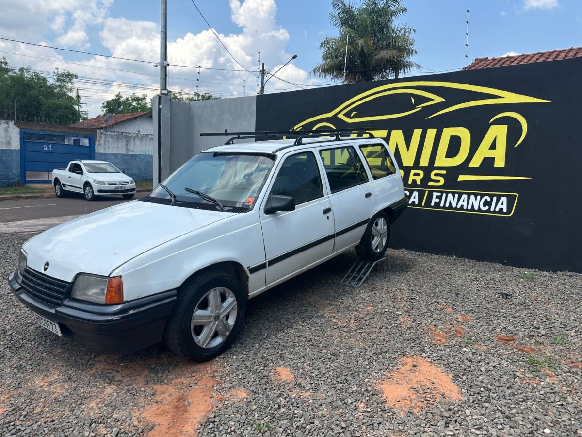 Vista principal de CHEVROLET Ipanema GL 1.8 1994