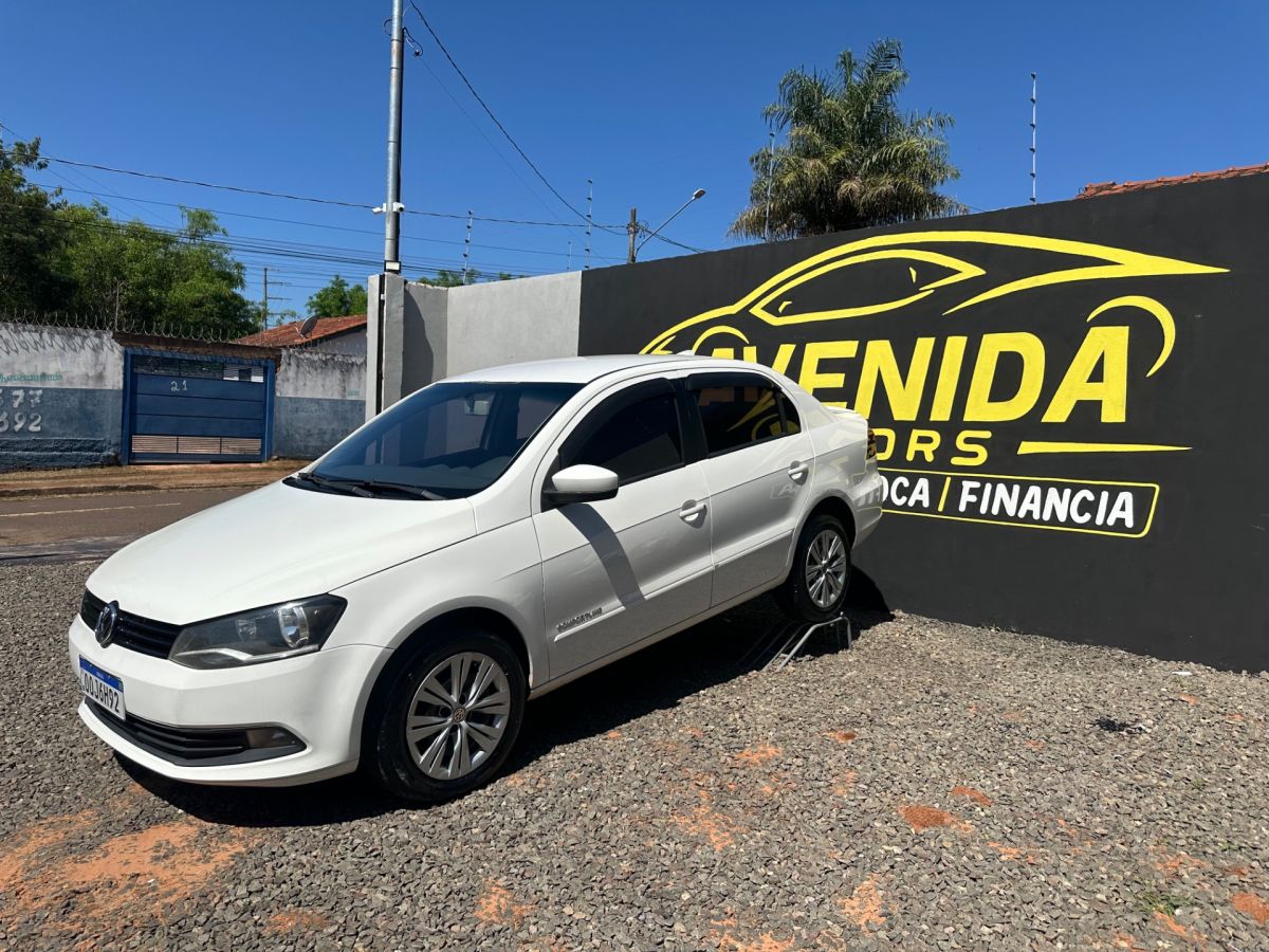 Vista principal de VOLKSWAGEN Voyage 1.6 2015