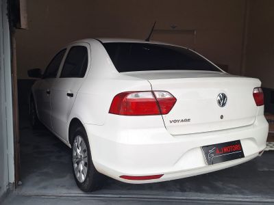 VOLKSWAGEN Voyage 1.0 12v 2023 - miniatura 4