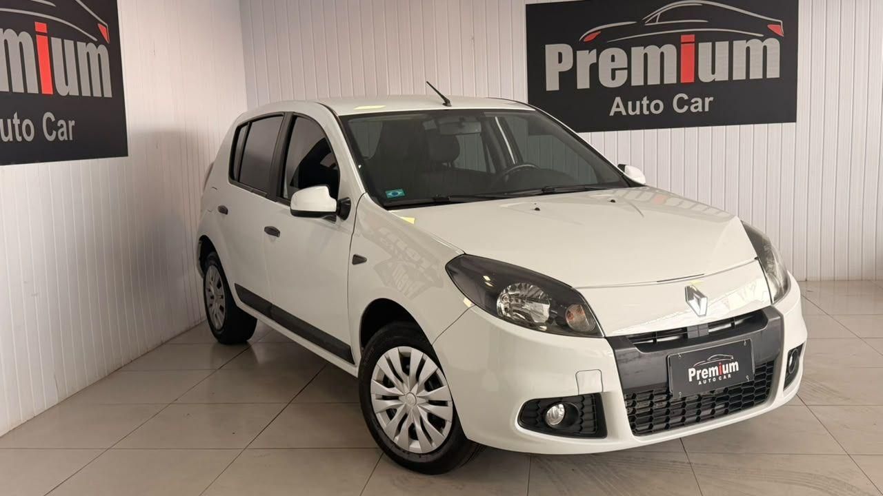 Vista principal de RENAULT Sandero Expression 1.6 16v 2014