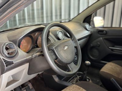 FORD Fiesta Sedan 1.0 2008 - miniatura 7