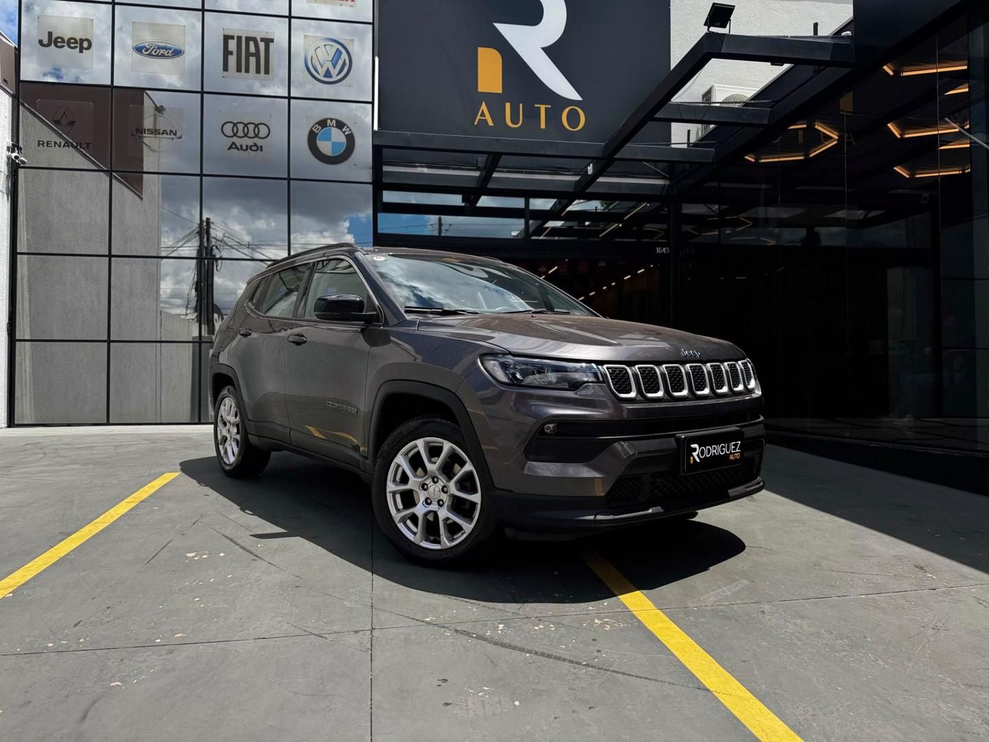Vista principal de JEEP Compass Sport 1.3 16v T270 2022