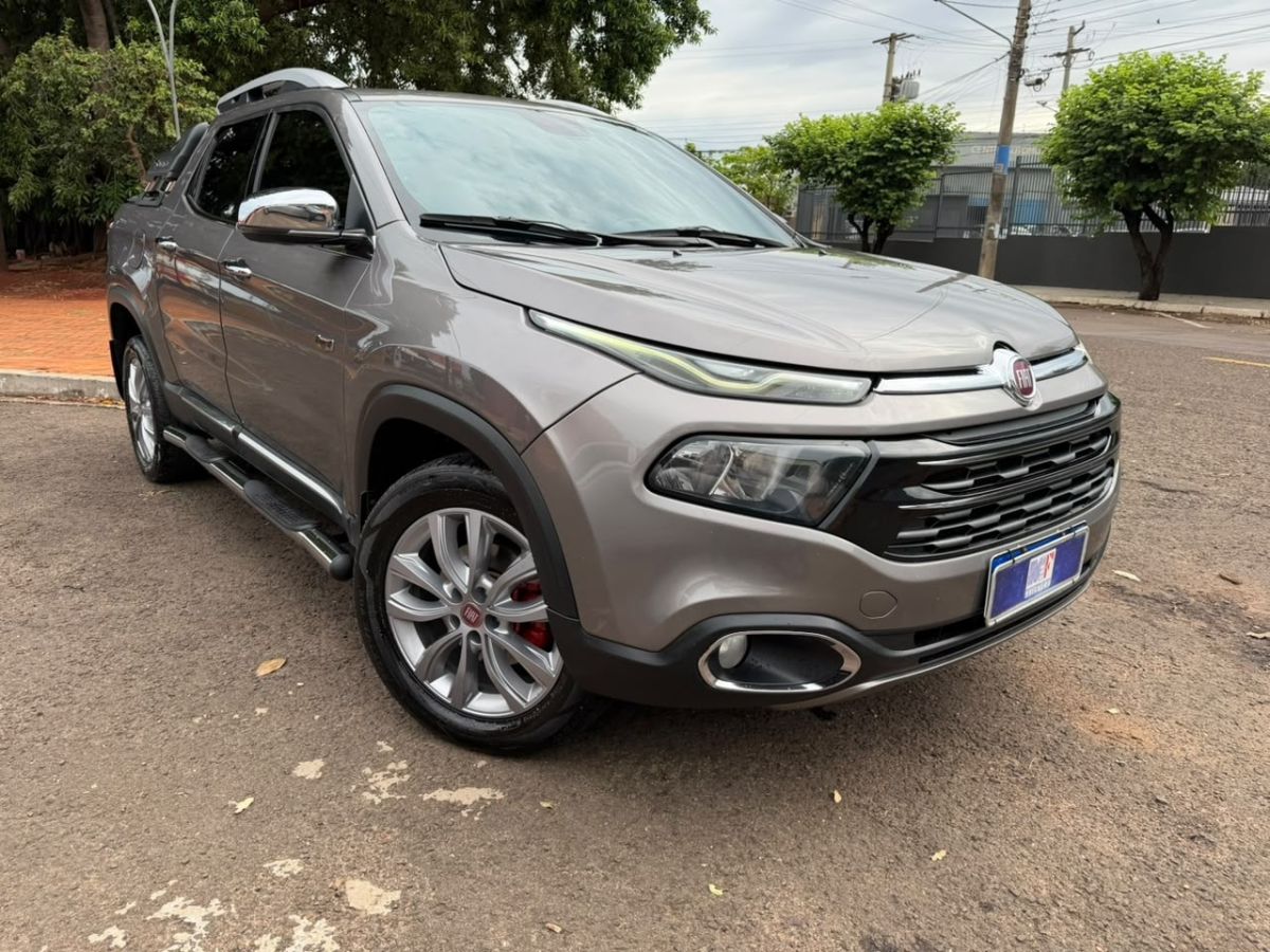 Vista principal de FIAT Toro Ranch 2.0TDi 16v 4x4 2019