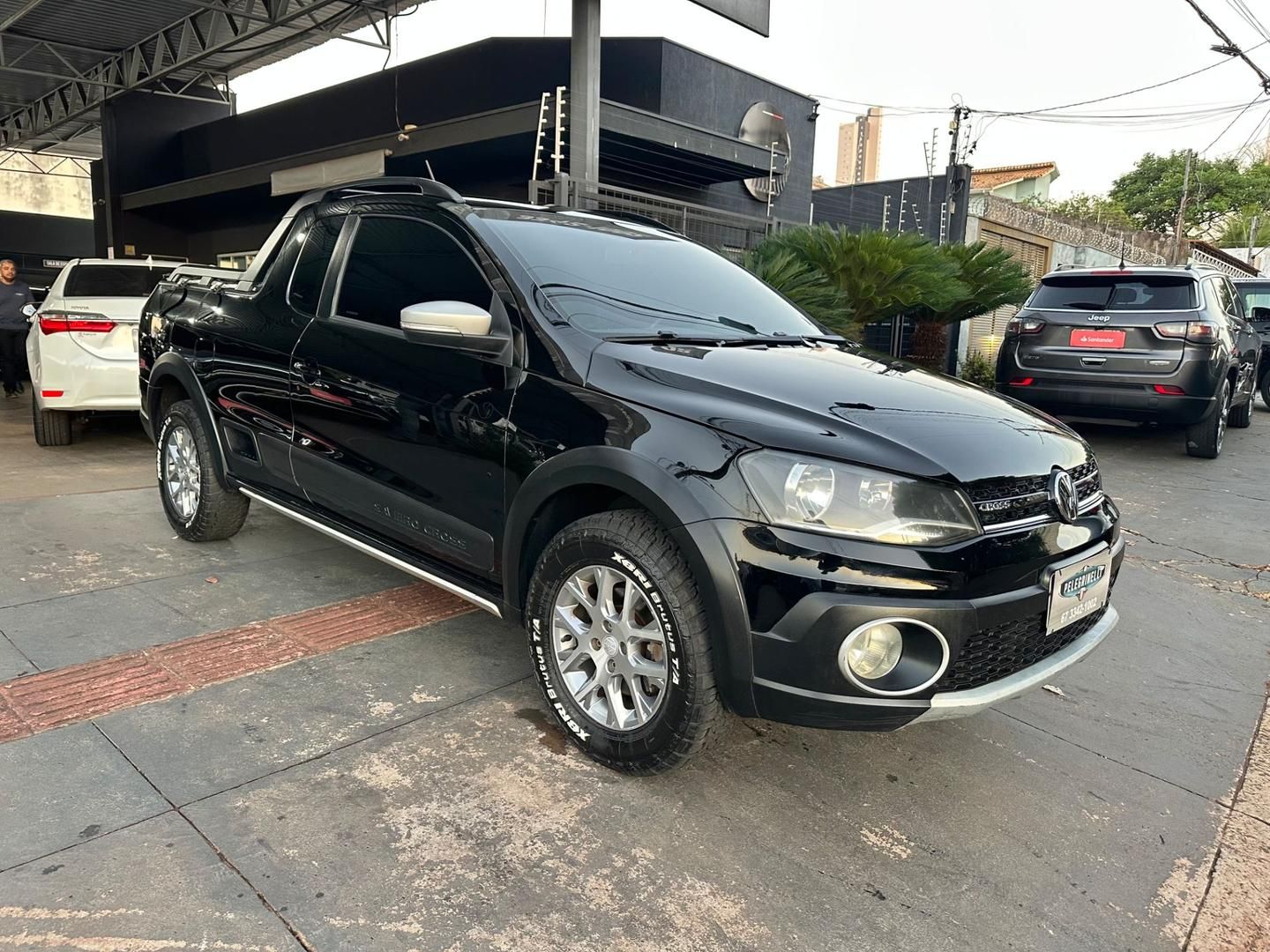 Vista principal de VOLKSWAGEN Saveiro Cross 1.6 C.E. 2015