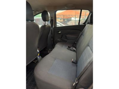 RENAULT Sandero Expression 1.6 2015 - miniatura 6