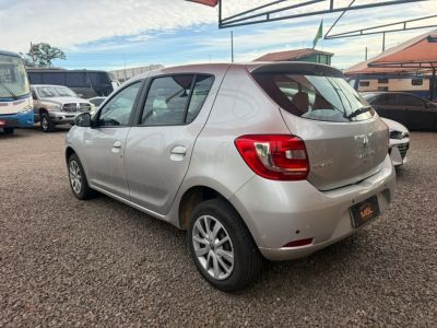 RENAULT Sandero Expression 1.6 2015 - miniatura 7