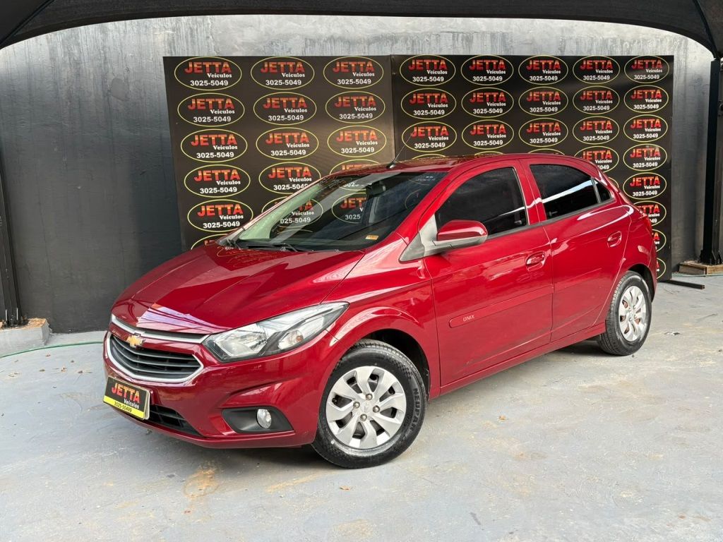 Vista principal de CHEVROLET Onix LT 1.0 2017