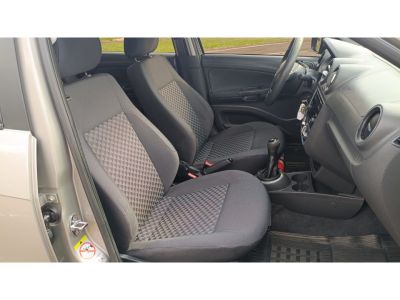 VOLKSWAGEN Voyage Comfortline 1.0 2015 - miniatura 9