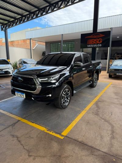 TOYOTA Hilux SRX D4-D 2.8TDi 16v 4x4 2021