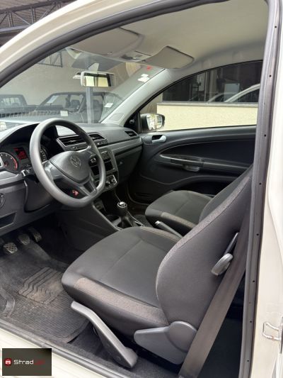 VOLKSWAGEN Saveiro Robust 1.6 16v C.S. 2024 - miniatura 2