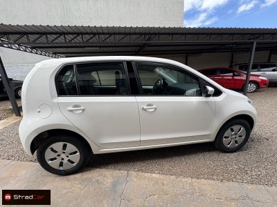 VOLKSWAGEN Up Take 1.0 12v 4p. 2015 - miniatura 4