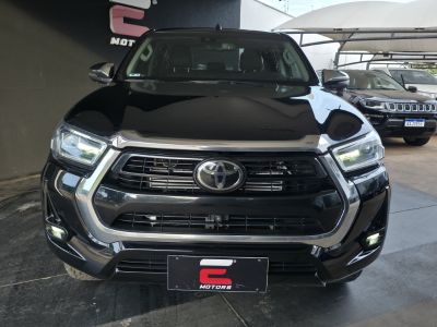TOYOTA Hilux SRX D4-D 2.8TDi 16v 4X4 C.D. 2022 - miniatura 2