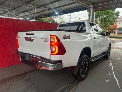 TOYOTA Hilux SRV D4-D 2.8TDi 16v 4X4 C.D. 2026 - miniatura 5