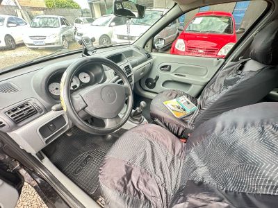 RENAULT Clio Hatch Campus 1.0 16v 4p. 2010 - miniatura 4