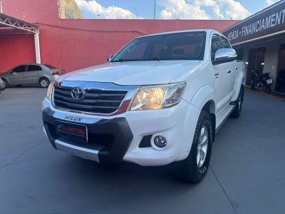 TOYOTA Hilux SRV 2.7 16v C.D. 2015