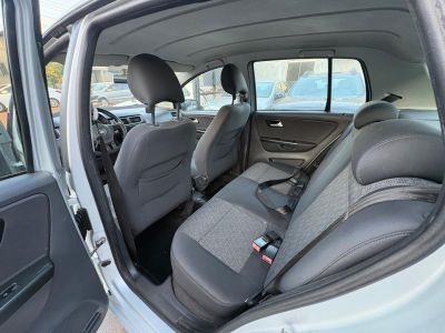 VOLKSWAGEN Fox 1.0 4p. 2013 - miniatura 5