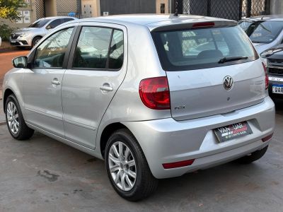 VOLKSWAGEN Fox 1.0 4p. 2013 - miniatura 6