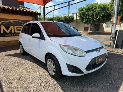 FORD Fiesta Hatch SE 1.6 16v 2014 - miniatura 2