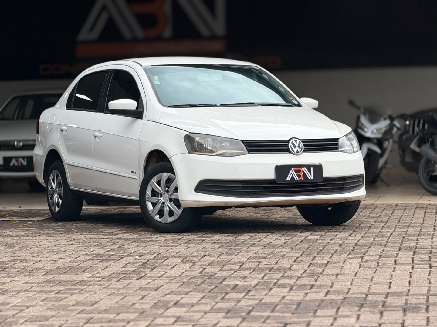 Vista principal de VOLKSWAGEN Voyage 1.0 2014