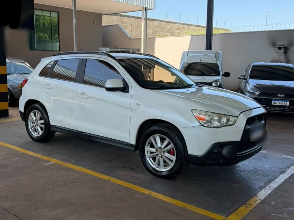 Vista principal de MITSUBISHI ASX 2.0 16v 2012