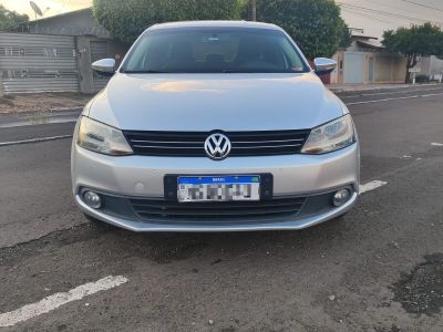 VOLKSWAGEN Jetta Comfortline 2.0 2013