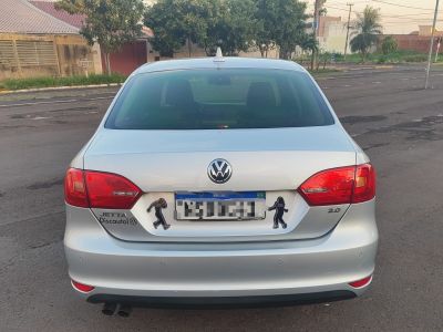 VOLKSWAGEN Jetta Comfortline 2.0 2013 - miniatura 4