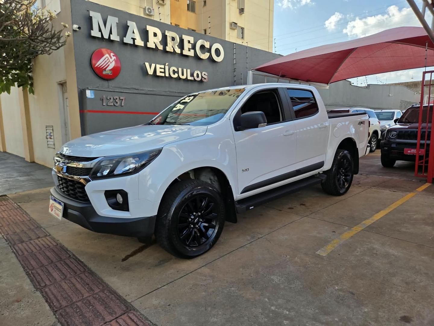 Vista principal de CHEVROLET S10 LT 2.8CTDi 16v 4x4 C.D. 2023