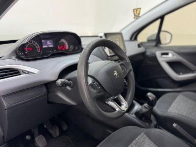 PEUGEOT 208 Active 1.2 12v 2019 - miniatura 9
