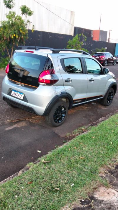 FIAT Mobi Trekking 1.0 2026 - miniatura 3