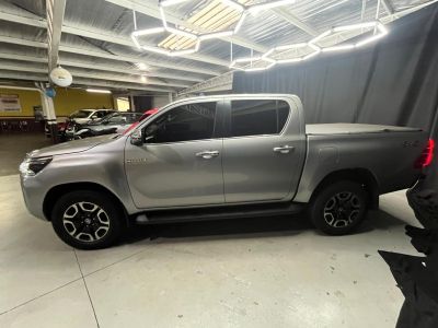 TOYOTA Hilux SRX D4-D 2.8TDi 16v 4X4 C.D. 2022 - miniatura 4