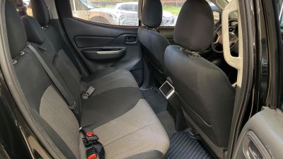 MITSUBISHI L200 Triton GLS 2.4TDi 16v 4X4 C.D. 2024 - miniatura 9