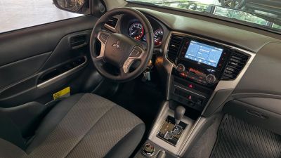 MITSUBISHI L200 Triton GLS 2.4TDi 16v 4X4 C.D. 2024 - miniatura 11