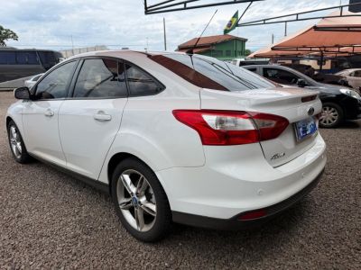 FORD Focus Sedan SE 1.6 16v Powershift 2015 - miniatura 7