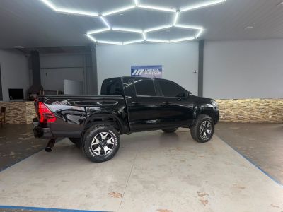 TOYOTA Hilux SRX D4-D 2.8TDi 16v 4X4 C.D. 2022 - miniatura 4
