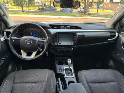 TOYOTA Hilux SR D4-D 2.8TDi 16v 4X4 C.D. 2020 - miniatura 7