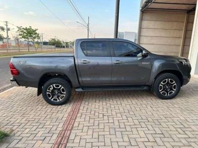 TOYOTA Hilux SRV D4-D 2.8TDi 16v 4X4 C.D. 2022 - miniatura 3